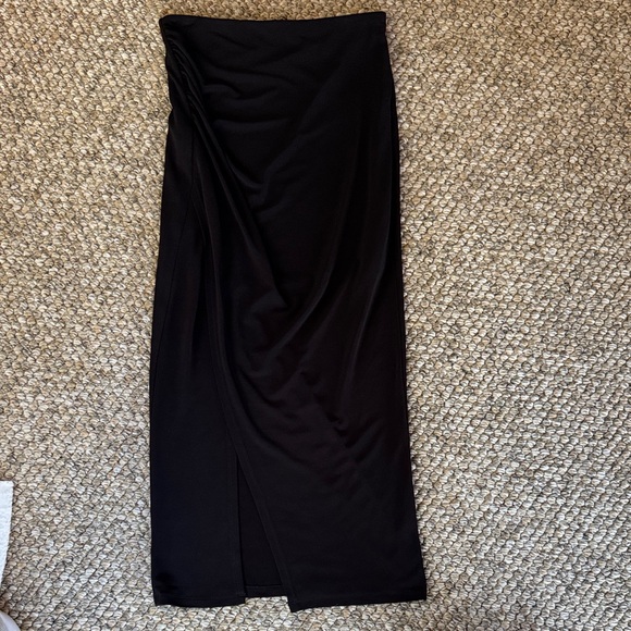 Alice + Olivia Dresses & Skirts - Alice + Olivia Black Pencil Skirt Size XS like new